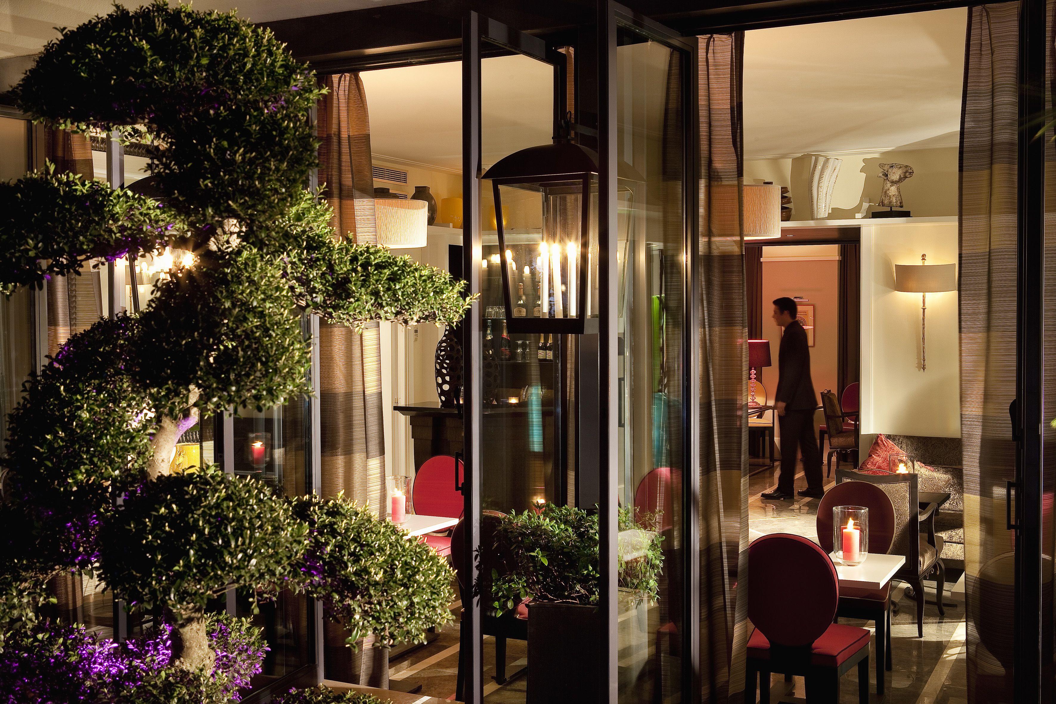 Madame - Saint-germain-des-pres Paris