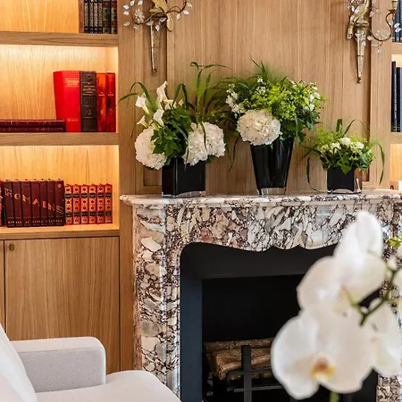 La Madame Hotel 4*