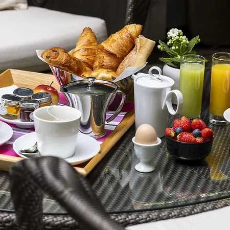 La Madame Hotel 4*